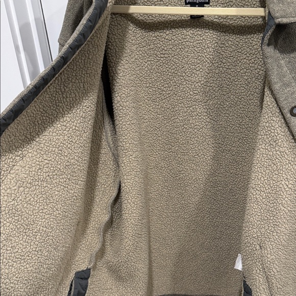 Patagonia Women's Synchilla Shearling Jacket, style number 28202 - Picture 8 of 11